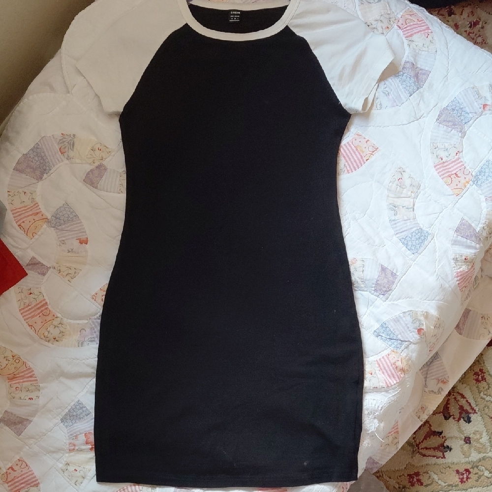 SHEIN Black and White Raglan Mini Dress